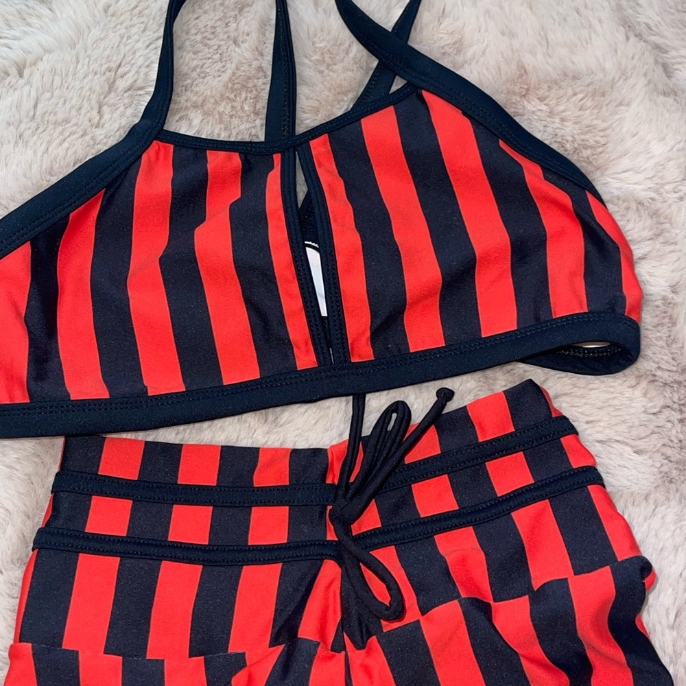Striped Red and Black Leggings Set